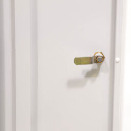 Used Locker cabinet 3 doors (cylinder lock)
