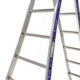 Escalier pour rayonnage echelle transformable 2-pièces connecté, 2x8 marchepieds Occasion