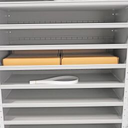 Boîtes armoire armoire avec compartiments avec 72 parois de répartitions Occasion