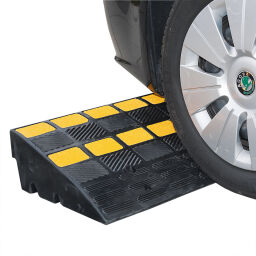 Traffic marking safety and marking acces ramp rubber 10 cm