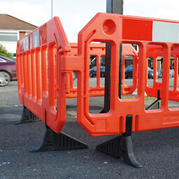 Traffic marking Safety and marking street marker plastic fence.  W: 2000, D: 50, H: 1000 (mm). Article code: 42.230.27.647