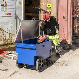 Safetybox tools safety box on wheels.  L: 1490, W: 620, H: 610 (mm). Article code: 96-KM9202