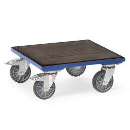 Onderwagen rolplateau houten laadvlak met rubber mat.  L: 700, B: 700, H: 200 (mm). Artikelcode: 852174
