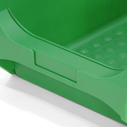Magazijnbak kunststof met grijpopening stapelbaar Kleur:  groen.  L: 350, B: 200, H: 150 (mm). Artikelcode: 38-FPOM-40-N