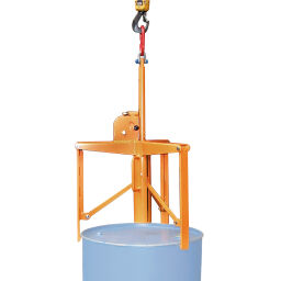 Vatenhandelingapparatuur vatengrijper vatoverslag van verschillende afmetingen metalen/kunststofvaten.  Artikelcode: 47-3P-E