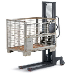 Pallet truck stacker manual hydraulic stacker.  L: 1600, W: 795, H: 2010 (mm). Article code: 856856