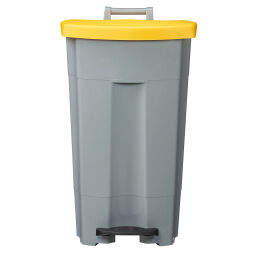 Afvalbak Afval en reiniging kunststof afvalbak met deksel op pedaalframe Opties:  grijze basis.  L: 510, B: 510, H: 895 (mm). Artikelcode: 8256356