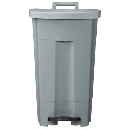 Afvalbak Afval en reiniging kunststof afvalbak met deksel op pedaalframe Opties:  grijze basis.  L: 510, B: 510, H: 895 (mm). Artikelcode: 8256364