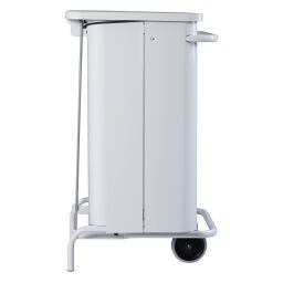 Waste bin Waste and cleaning steel waste pin mobile pedal bin Article arrangement:  New.  L: 455, W: 420, H: 700 (mm). Article code: 8257251