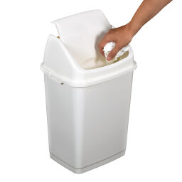Poubelle Déchets et hygiène poubelle en plastique avec couvercle basculant.  L: 285, L: 235, H: 455 (mm). Code d’article: 8291162