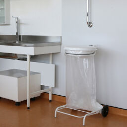 Waste sackholder Waste and cleaning waste bag holder on wheels, with lid.  L: 530, W: 440, H: 900 (mm). Article code: 8257370