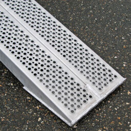acces ramps access ramp straight aluminium 200 cm (pair)  Height difference:  50 - 80 cm.  L: 1995, W: 340, H: 90 (mm). Article code: 86R20-60-HD