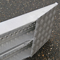 acces ramps access ramp straight aluminium 250 cm (pair) Height difference:  50 - 80 cm.  L: 2498, W: 340, H: 90 (mm). Article code: 86R25-75-HD