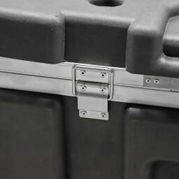 Abschliessbare box transportbehälter mit doppelte schnellverschluß und handgriffe