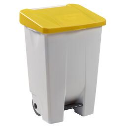 Afvalbak Afval en reiniging kunststof afvalbak met deksel op pedaalframe Inhoud (ltr):  80.  L: 490, B: 415, H: 735 (mm). Artikelcode: 8259188