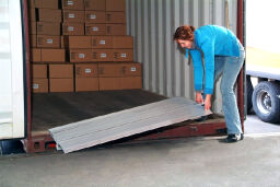 acces ramps access ramp loading dock fixed construction Height difference:  10 - 20 cm.  L: 750, W: 1250,  (mm). Article code: 8630600037