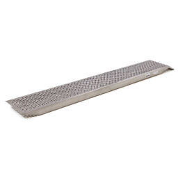 acces ramps access ramp straight aluminium 180 cm (per piece) Height difference:  20 - 50 cm.  L: 1800, W: 260, H: 80 (mm). Article code: 86R18-60