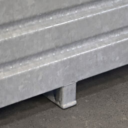 Caisse palette métallique construction robuste bac empilable muni  3 traîneaux Sur mesure.  L: 1500, L: 1500, H: 1370 (mm). Code d’article: 102-00059