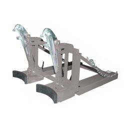Drum Handling Equipment drum lifter for 2x 200 litre drum with lid.  L: 1285, W: 940, H: 810 (mm). Article code: 47RS-2-D-91-V