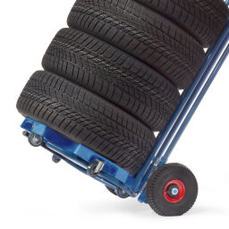 Plateau roulant chariot à pneus convient pour 8 pneus ou 4 roues complètes.  L: 700, L: 700, H: 140 (mm). Code d’article: 854547
