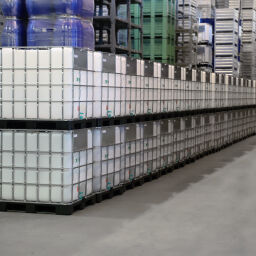 IBC container fluid container 1000 ltr Floor:  plastic pallet.  L: 1200, W: 1000, H: 1150 (mm). Article code: 99-035-KP-4