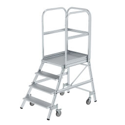 Treppen Leiter aluminium Prodestleiter einseitig begehbar, 4 Stufen inkl. plattform.  B: 820, T: 1410,  (mm). Artikelcode: 97-50104