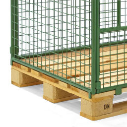 Pallet stacking frames foldable construction not stackable