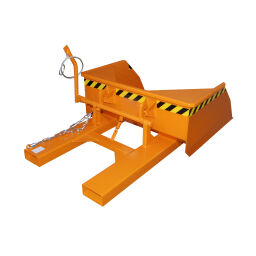 Shovels Tilting container mechanic shovel without tray opening Volume (ltr):  1500.  L: 2050, W: 1870, H: 600 (mm). Article code: 40SO-008