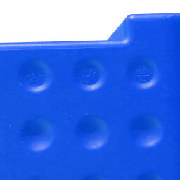 Magazijnbak kunststof met grijpopening stapelbaar Kleur:  blauw.  L: 500, B: 300, H: 200 (mm). Artikelcode: 38-FPOM-60-W