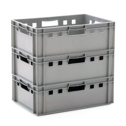 Stapelboxen Kunststoff stapelbar E2 Fleischkiste mit offenen Handgriffen Typ:  stapelbar.  L: 600, B: 400, H: 200 (mm). Artikelcode: 38-FB6420-E2-S