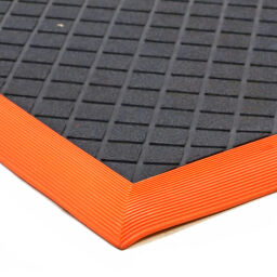 Absorbents Retention Basin Anti-fatigue mat anti-slip mat used.  L: 1630, W: 970, H: 22 (mm). Article code: 77-A136926