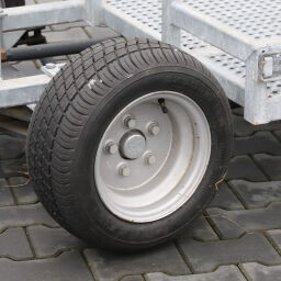 Gebrauchte Industrieanhänger Reifenwagen 2-Achs-Lenkung, kuppelbar.  L: 4700, B: 1320, H: 2480 (mm). Artikelcode: 98-3875GB
