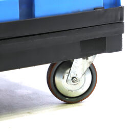 Gebrauchte Stapelboxen Kunststoff Kombination Satz Material Beistellwagen.  L: 800, B: 600, H: 1070 (mm). Artikelcode: 98-4131GB