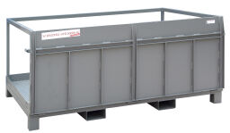 Rack de transport conteneur d'transport avec rampe d'accès.  L: 1600, L: 2200, H: 1000 (mm). Code d’article: 99-1141