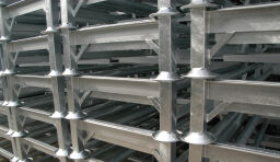 Tyre storage fixed construction suitable for stanchions 60.3
