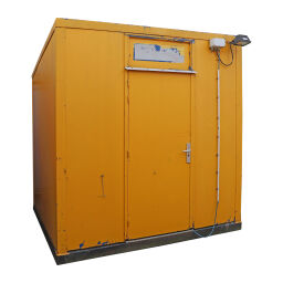 Gebruikte Container sanitairunit 10 ft.  L: 2980, B: 2390, H: 2720 (mm). Artikelcode: 98-4934GB