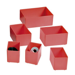 Transport case accessories insert tray