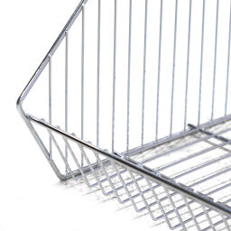 Wire basket with grip opening stackable.  L: 640, W: 500, H: 280 (mm). Article code: 98-5200