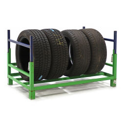Rangement pneus et manutention gerbable charger verticalement d'occasion.  L: 1260, L: 800, H: 750 (mm). Code d’article: 98-5115GB