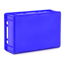 Stapelboxen Kunststoff stapelbar E2 Fleischkiste mit offenen Handgriffen Typ:  stapelbar.  L: 600, B: 400, H: 200 (mm). Artikelcode: 38-FBE2-W-GB