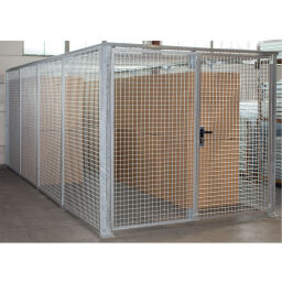 Gasflaschenlagerung Depot mit Gitterdach mit 2 abschließbaren Türen.  B: 2450, T: 1595, H: 2100 (mm). Artikelcode: 14LBM-1500
