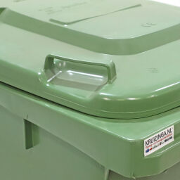 Gebruikte Minicontainer Afval en reiniging met scharnierend deksel.  L: 700, B: 580, H: 1060 (mm). Artikelcode: 77-A462035