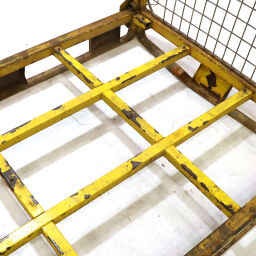 Mesh Stillages stackable and foldable two long sides open used.  L: 1605, W: 1150, H: 1080 (mm). Article code: 98-5960GB-D