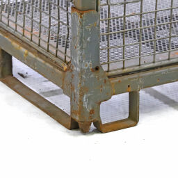 Mesh Stillages stackable and foldable 2 flaps at 1 short/long side used.  L: 1580, W: 1190, H: 935 (mm). Article code: 98-5961GB-B