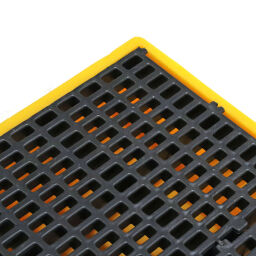 Plastic trays Retention Basin Retention Basin with plastic tray used.  L: 695, W: 660, H: 125 (mm). Article code: 77-00226