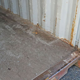 Container goods container 20 ft used.  L: 6058, W: 2438, H: 2591 (mm). Article code: 98-6087GB