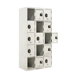 Cabinet locker cabinet 15 doors (cylinder lock) used.  W: 900, D: 500, H: 1800 (mm). Article code: 77-A038261