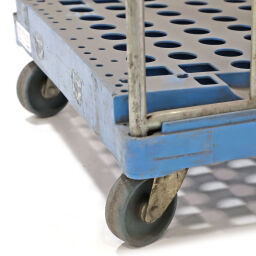 Gebrauchte Rollwagen Gebraucht Rollbehälter 3-Wand B-Qualität, mit Schäden Artikelzustand:  Gebraucht.  L: 800, B: 720, H: 1850 (mm). Artikelcode: 98-6287GB-B