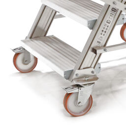 Gebruikte trappen aluminium bordestrap enkelzijdig, 3 treden incl. platform