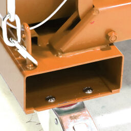 Automatic tilting container on wheels standard